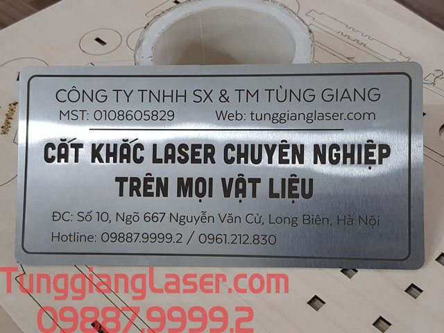 Ứng dụng công nghệ khắc laser lên kim loại