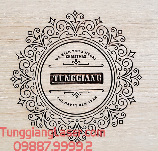tranh-go-khac-laser